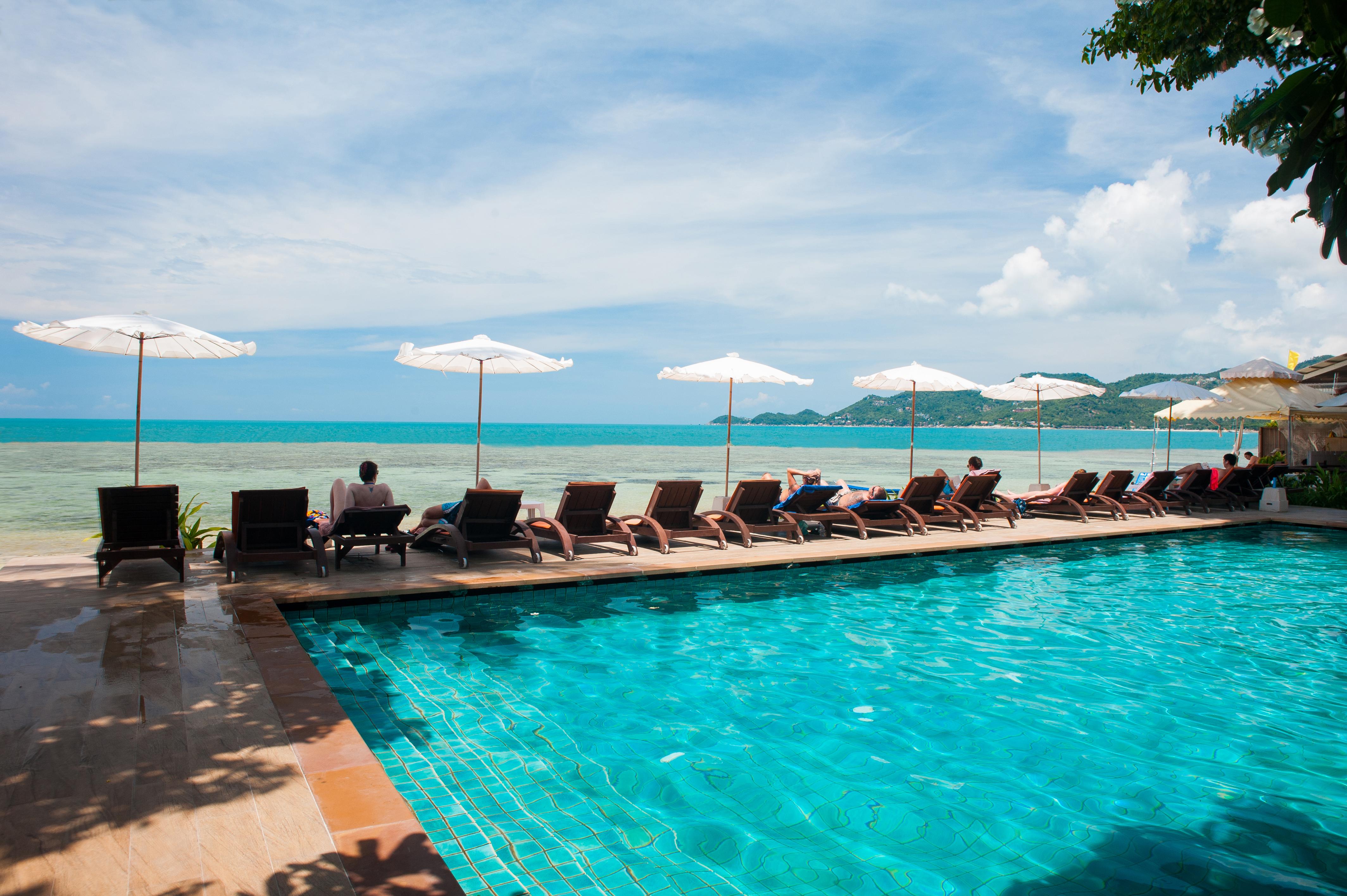 รีสอร์ท โรงแรมมณเฑียร เฮ้าส์ หาดเฉวง