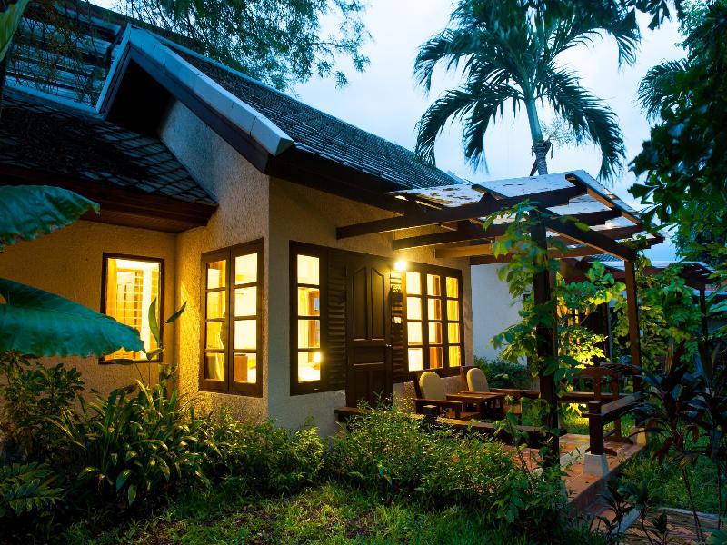 โรงแรมมณเฑียร เฮ้าส์ 3*