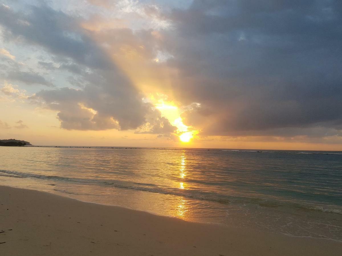 โรงแรมมณเฑียร เฮ้าส์ 3* หาดเฉวง